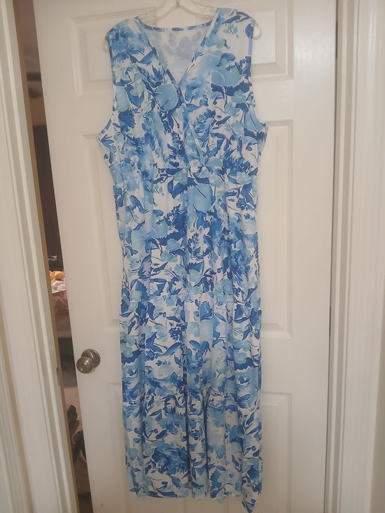 Amazon Essentials Dresses & Skirts - Amazon Essentials Blue and White Floral Maxi Dress